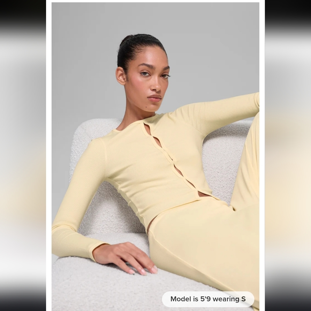 Alo Yoga Dreamlight Long Sleeve Top Best Seller XS Candlelight Yellow - Picture 3 of 12